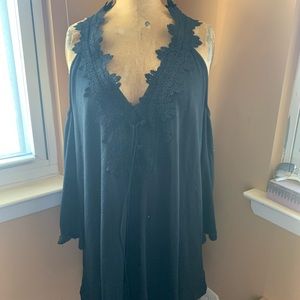 Love Scarlett lace trim top